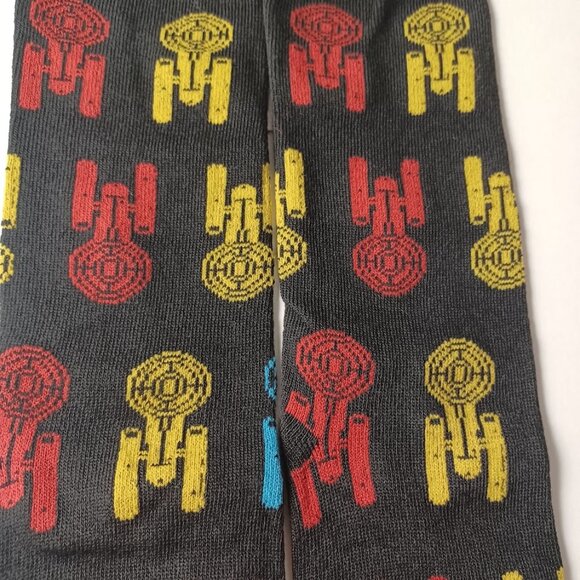 Star Trek Crew Socks NEW Size Mens 6-12 Novelty -1 Pair -Quirky -Logo -Trekkie - Picture 5 of 9